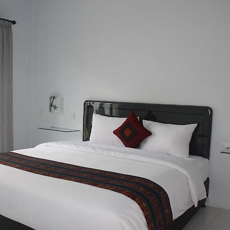 U House Seminyak Hotel Kerobokan Szoba fotó